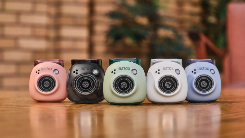 Llega una instax con un look jamás antes visto: instax Pal