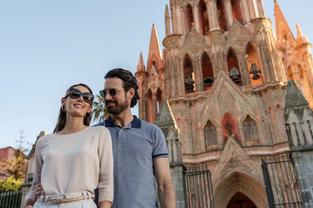 Vive las emblemáticas festividades de San Miguel de Allende durante el mes patrio