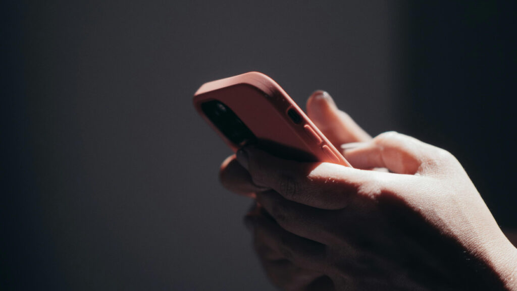 ¿Te hackearon WhatsApp? Así están usando tu cuenta para estafas, alerta Kaspersky