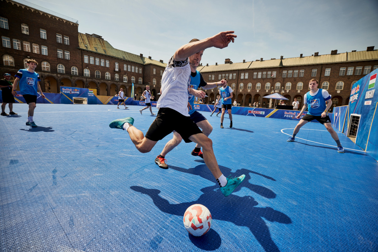Red Bull Four 2 Score: La Nueva Competencia de Fútbol con un Formato Único