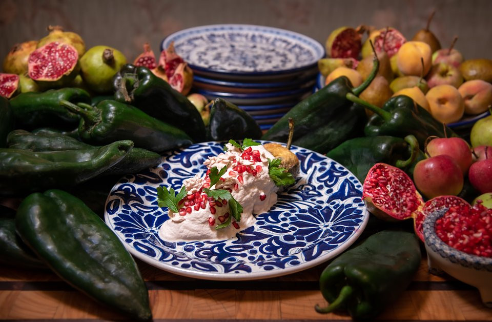 Nicos inicia la temporada de chiles en nogada con una pop up que celebra la tradición, el sabor y el campo mexicano