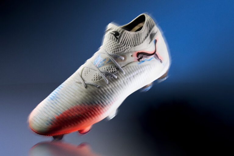 Dale tu toque al juego con FUTURE de PUMA
