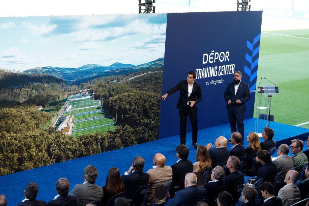 El Real Club Deportivo de la Coruña presenta su nueva ciudad deportiva
