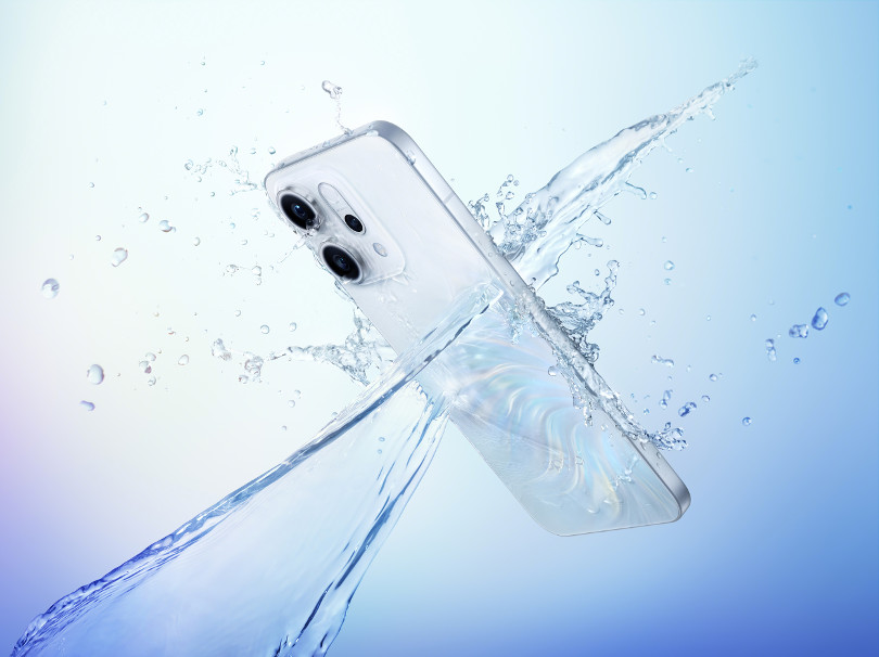 Más allá que resistencia: el OPPO Reno14 lleva la creatividad 4K hasta debajo del agua