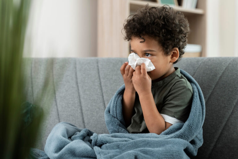¿Tu hijo tiene influenza? Esto es lo que debes hacer
