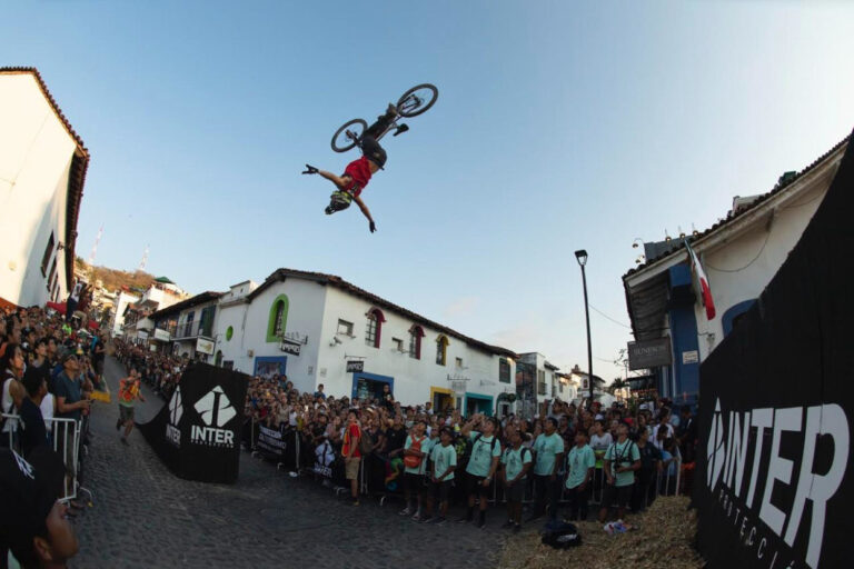 Jalisco presenta “Exploremos al estilo Jalisco” y anuncia Downhill Puerto Vallarta 2026