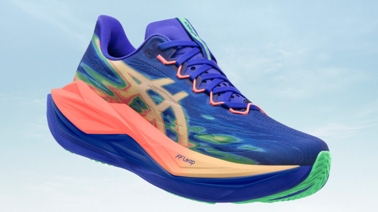 ASICS lanza la nueva generación de SUPERBLAST 3 con la nueva tecnología FF LEAP