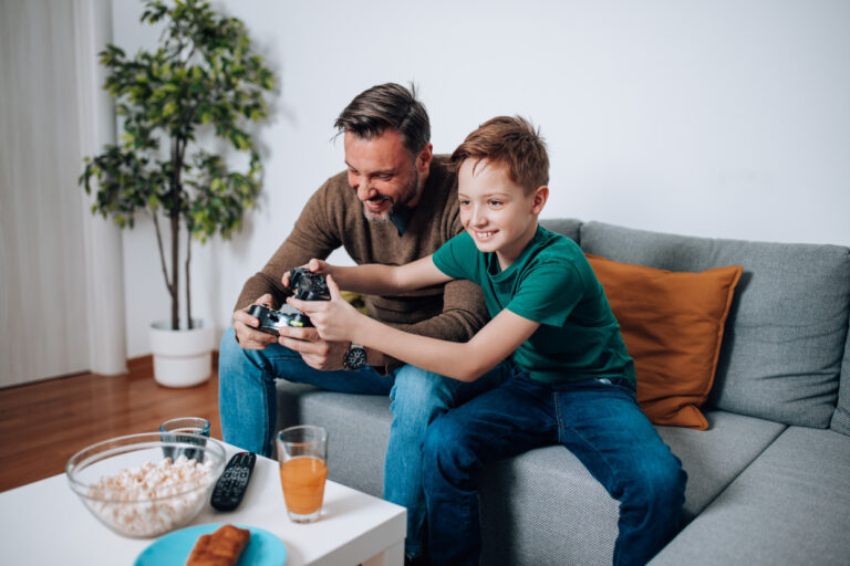 Movistar celebra el Día del Niño con videojuegos que impulsan el desarrollo infantil