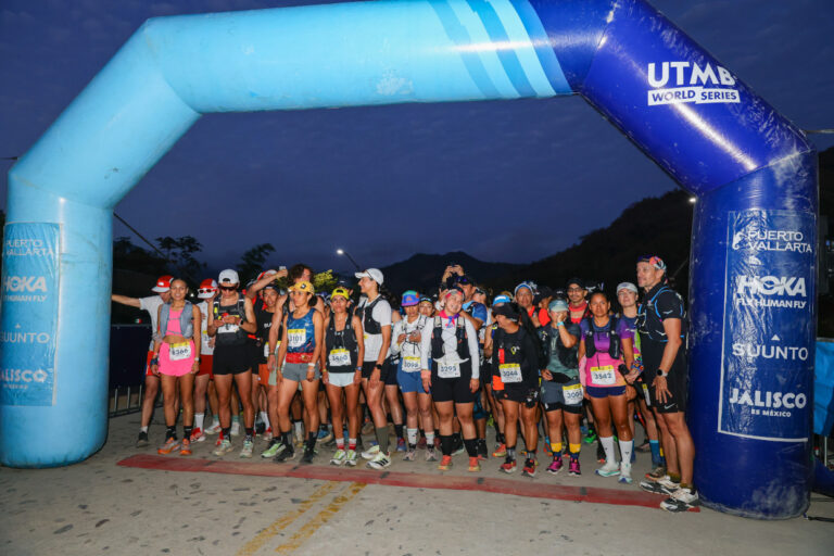 Puerto Vallarta by UTMB cierra su cuarta edición con más de 1,800 corredores de 45 países y el anuncio de regreso en 2027