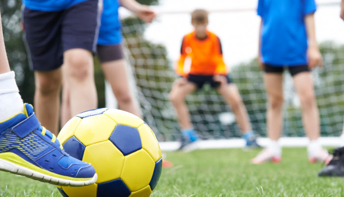Prevención de lesiones en el fútbol: cómo el entrenamiento de fuerza ayuda a mejorar el rendimiento