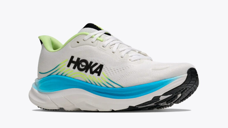 Hoka Clifton 11: La reina de la amortiguación diaria se vuelve más ligera y cómoda