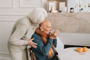Hipotiroidismo eleva el riesgo de depresión y deterioro cognitivo en adultos mayores